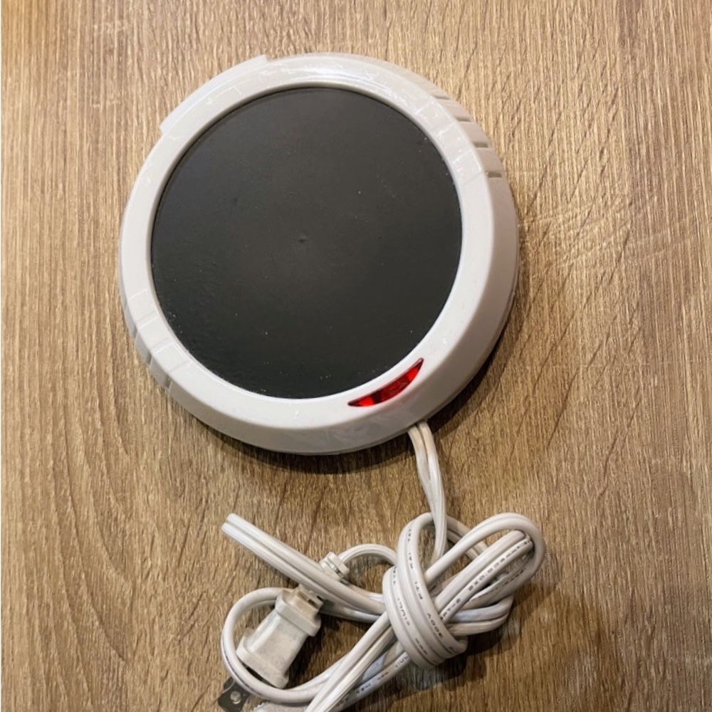 White and Black Electric Candle Warmer with Indicator Light